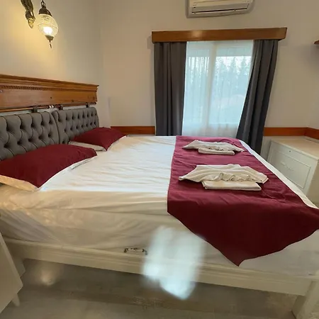 Ephesus Castle View Apartman