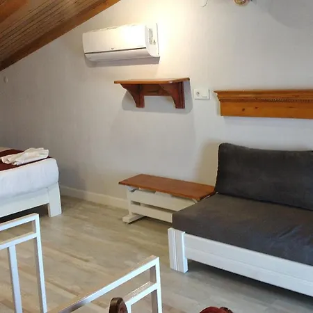 Ephesus Castle View Apartment