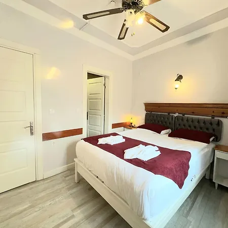 Ephesus Castle View Σελτσούκ